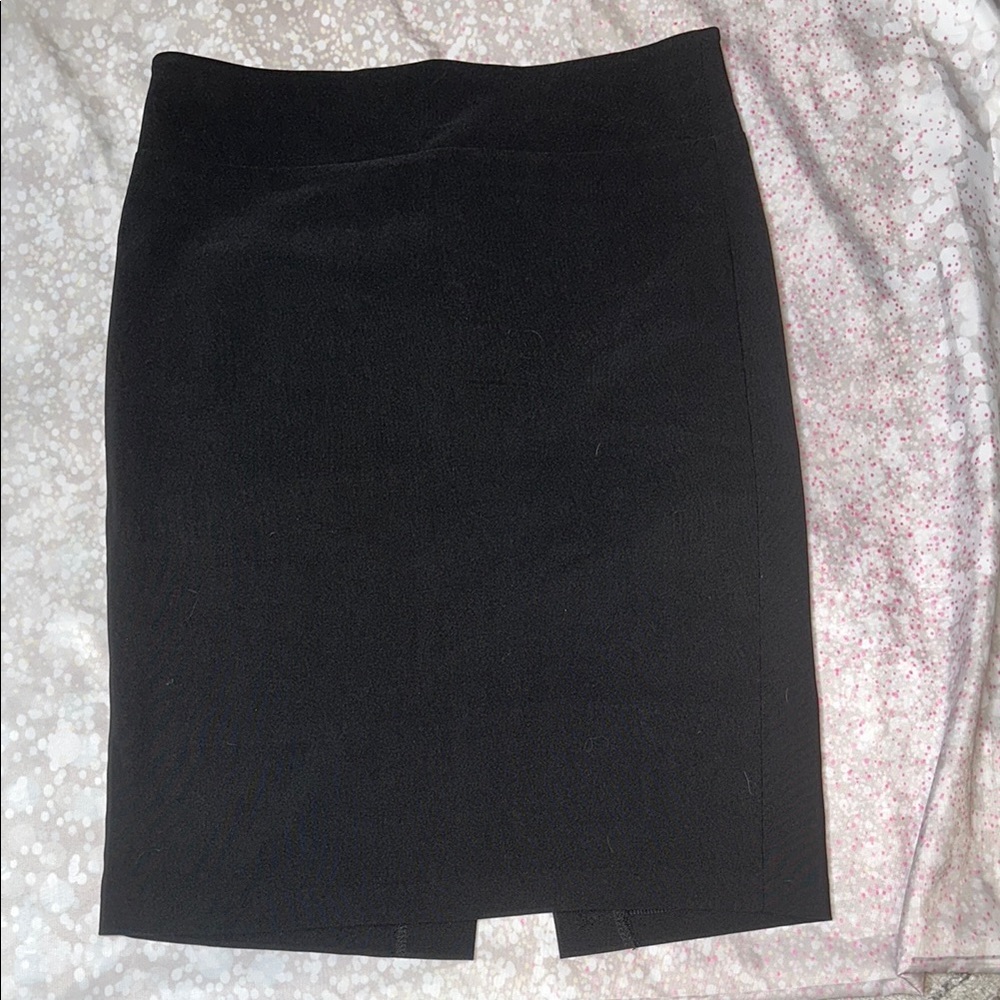 Elegant Black Pencil Skirt